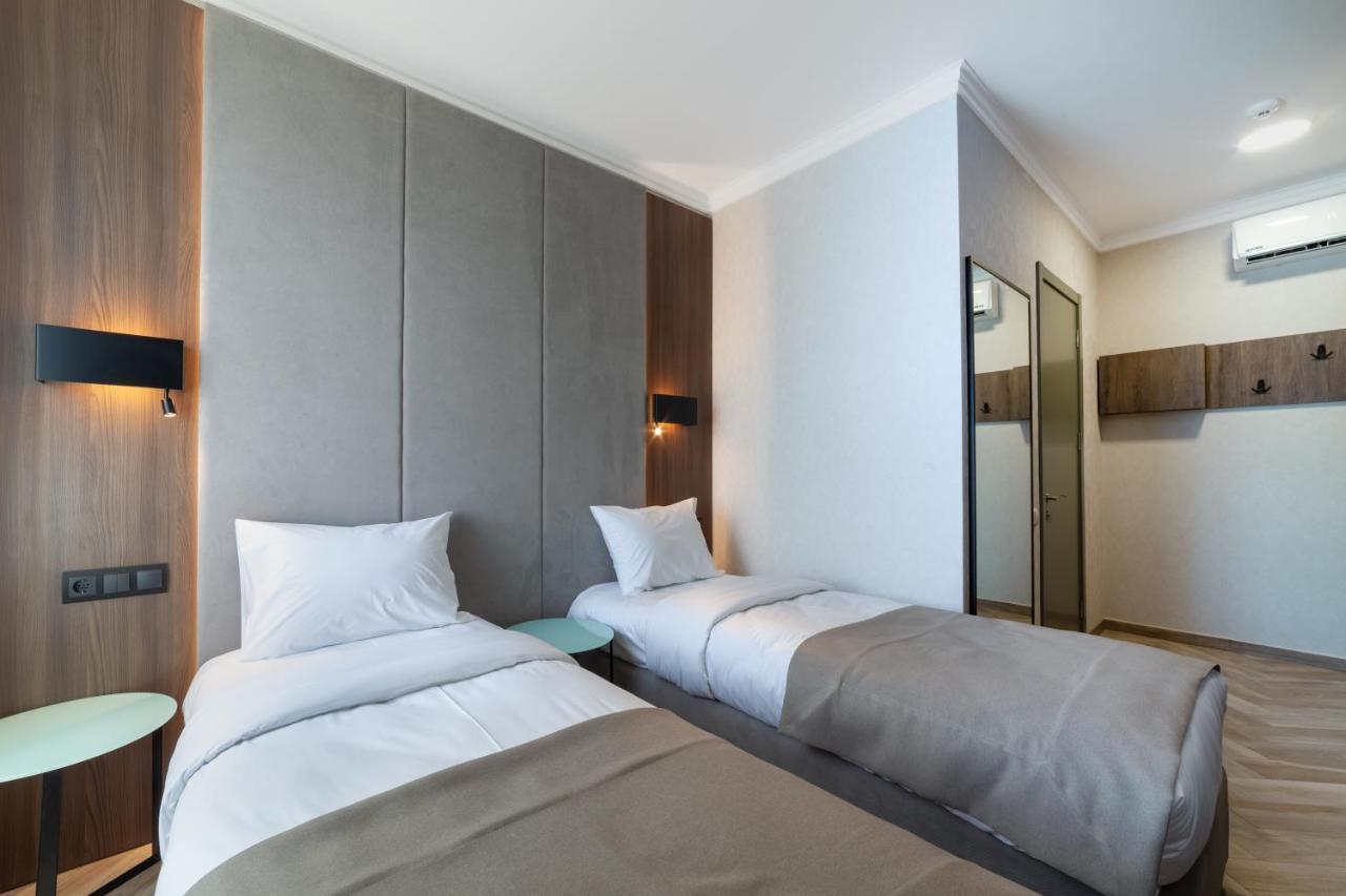 Hotel Old Wall Тбилиси Екстериор снимка