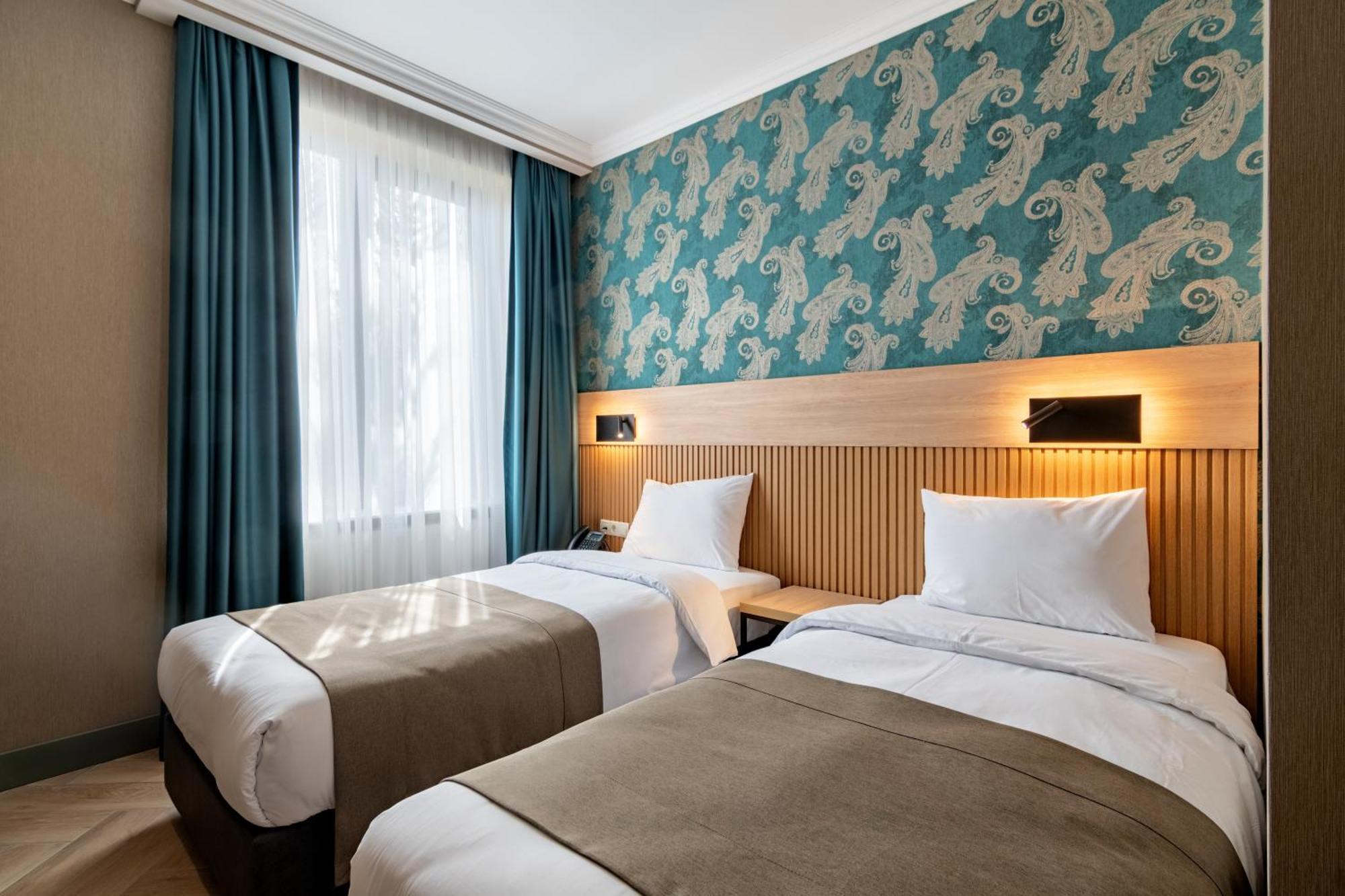Hotel Old Wall Тбилиси Екстериор снимка